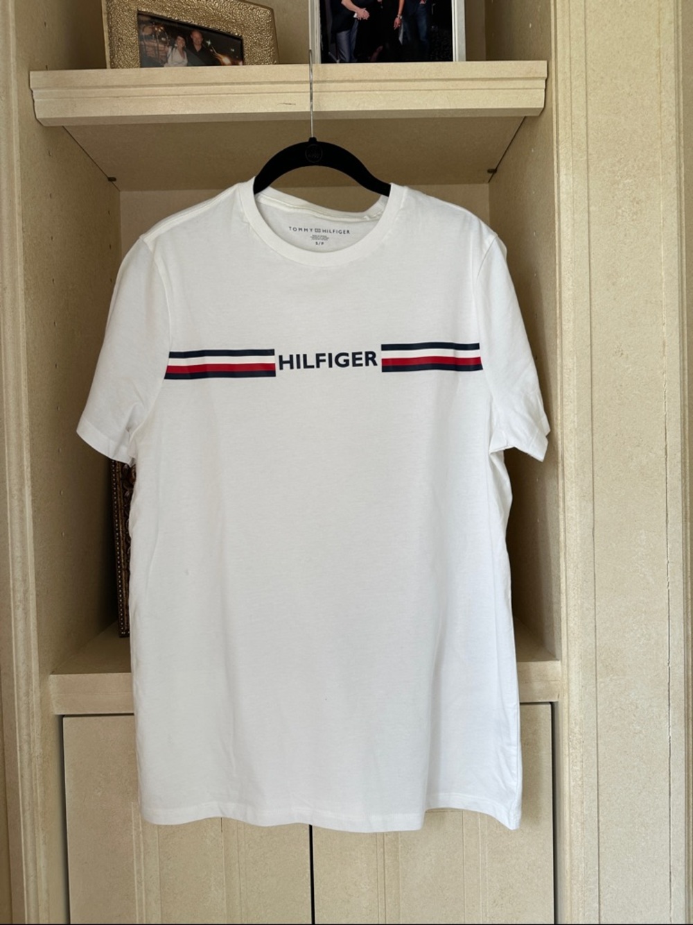 Tommy Hilfiger White Logo Stripe Crew Neck T-Shirt Men's size Small Petite